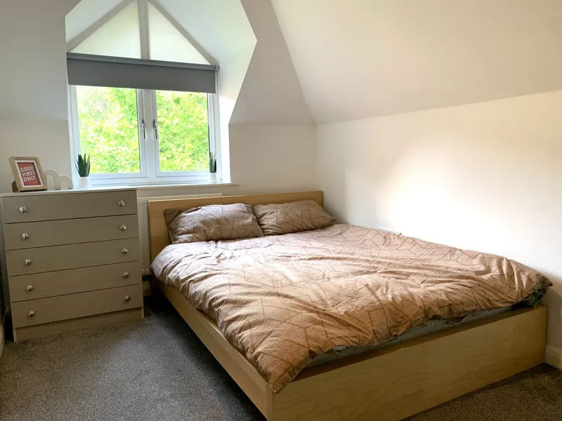 2 BED STUDENT FLAT // 2026/7 - Image 6